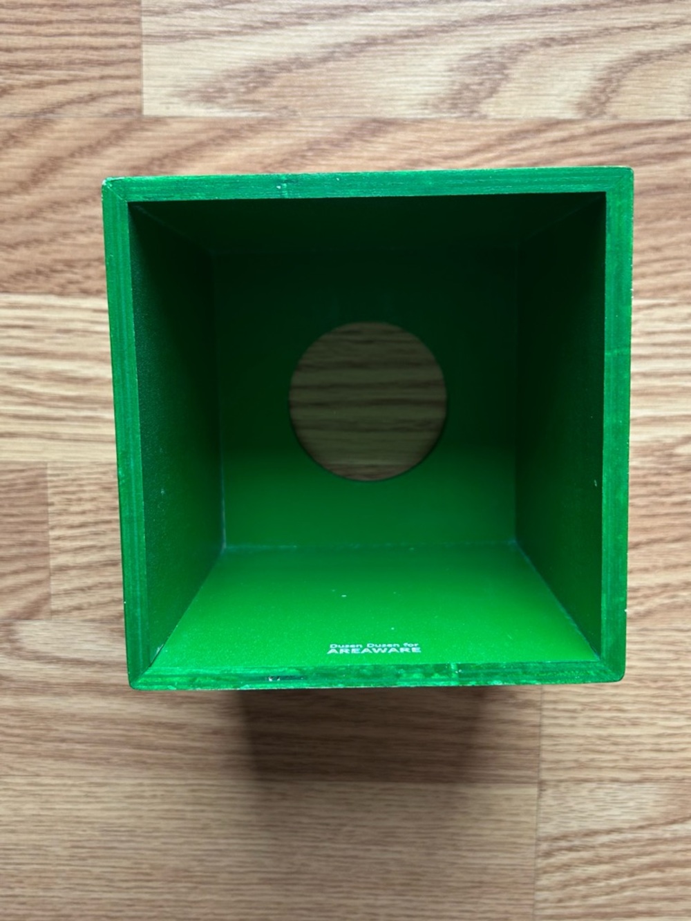 Dusen Dusen Areawhere Everybody Tissue Box - Picture 7 of 8